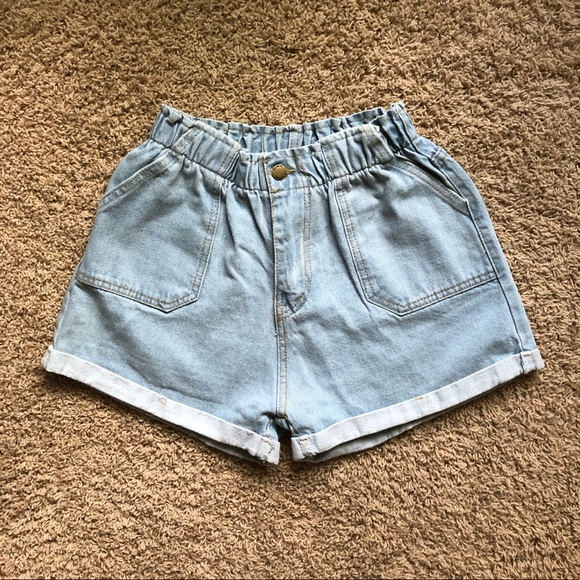 SHEIN Pants - Mom shorts